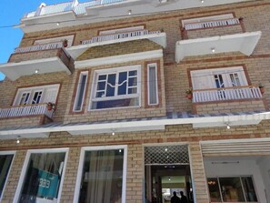 Front of property - Cecil Hotel (Balakot)