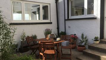 Cottage | Balcony