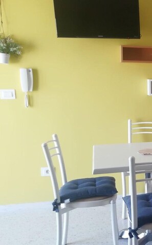 Dining - Magnificent apartment (Susah)