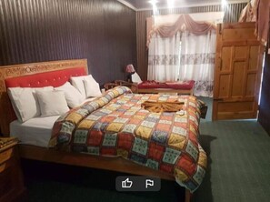 Deluxe Double Room | Iron/ironing board, free WiFi - Clouds View Hotel & Restaurant (Balakot)