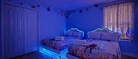 8 bedrooms, iron/ironing board, travel cot, free WiFi