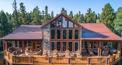 Hot Tub | Luxury | Views | Woodland Castle