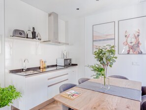 Apartment, 2 Bedrooms | Private kitchen - Limehome Málaga Calle Ancha del Carmen (Málaga)