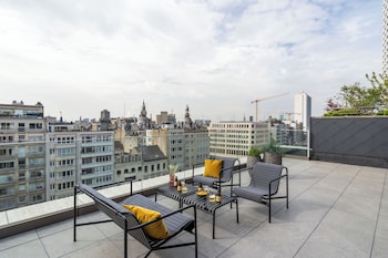 YAYS Antwerp Opera by Numa