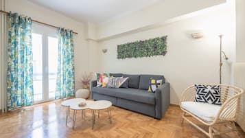 Appartement Ville | Coin séjour | Télévision à écran plat de 40 pouces avec chaßnes par satellite