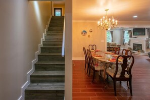 Dining - Log Cabin Castle (Boone)