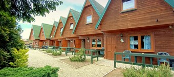 Fe / Ha with 2 bedrooms, week-room, kitchenette, bathroom, 4 to 8 people. Beach 900 m.