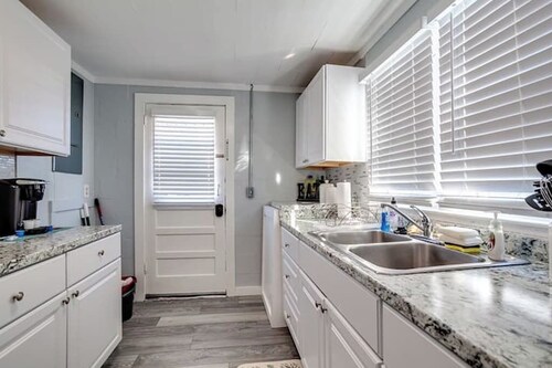 Downtown Lenoir City 2 Bedroom House