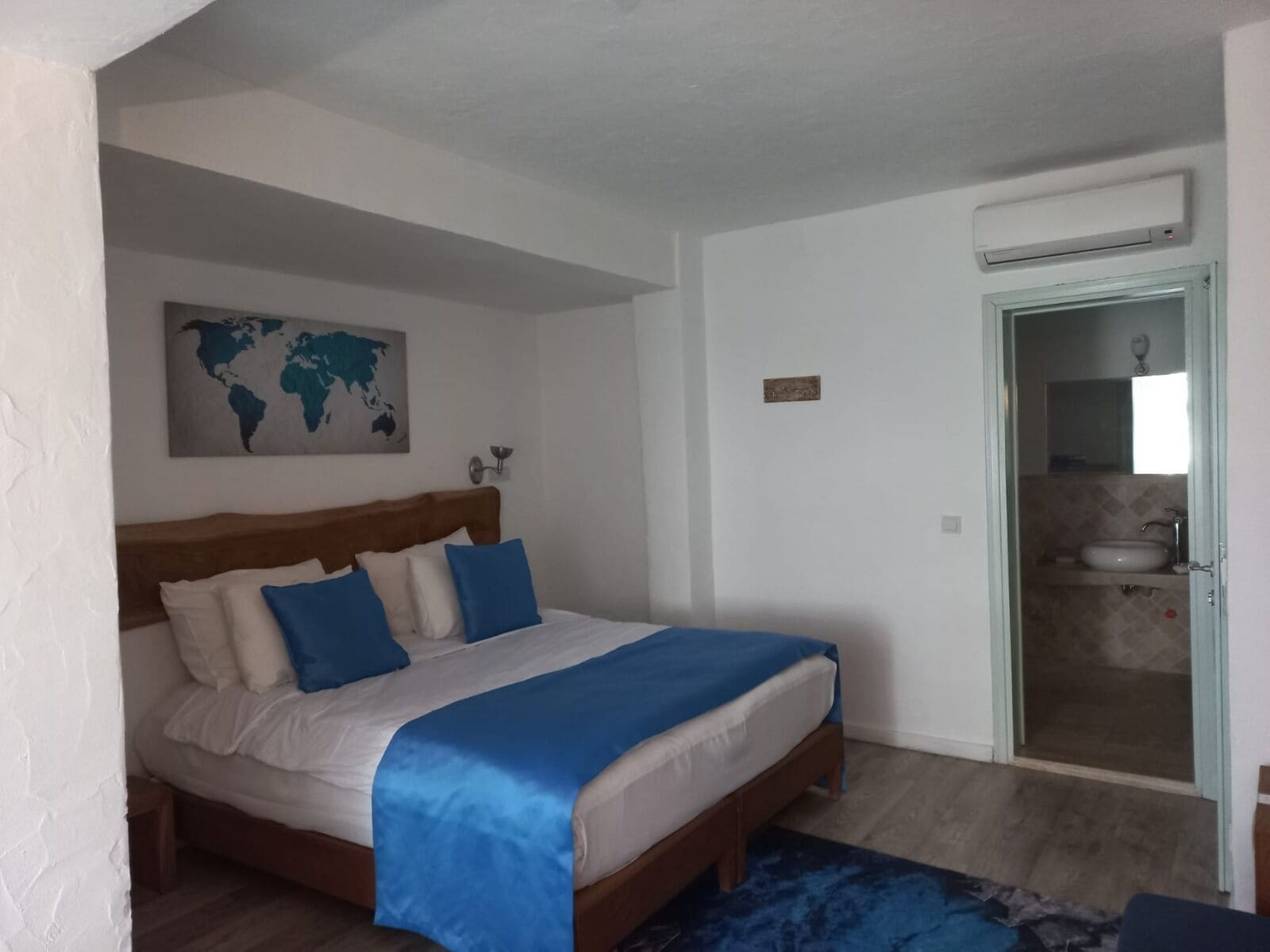 Standard Double or Twin Room | Premium bedding, minibar, desk, blackout drapes