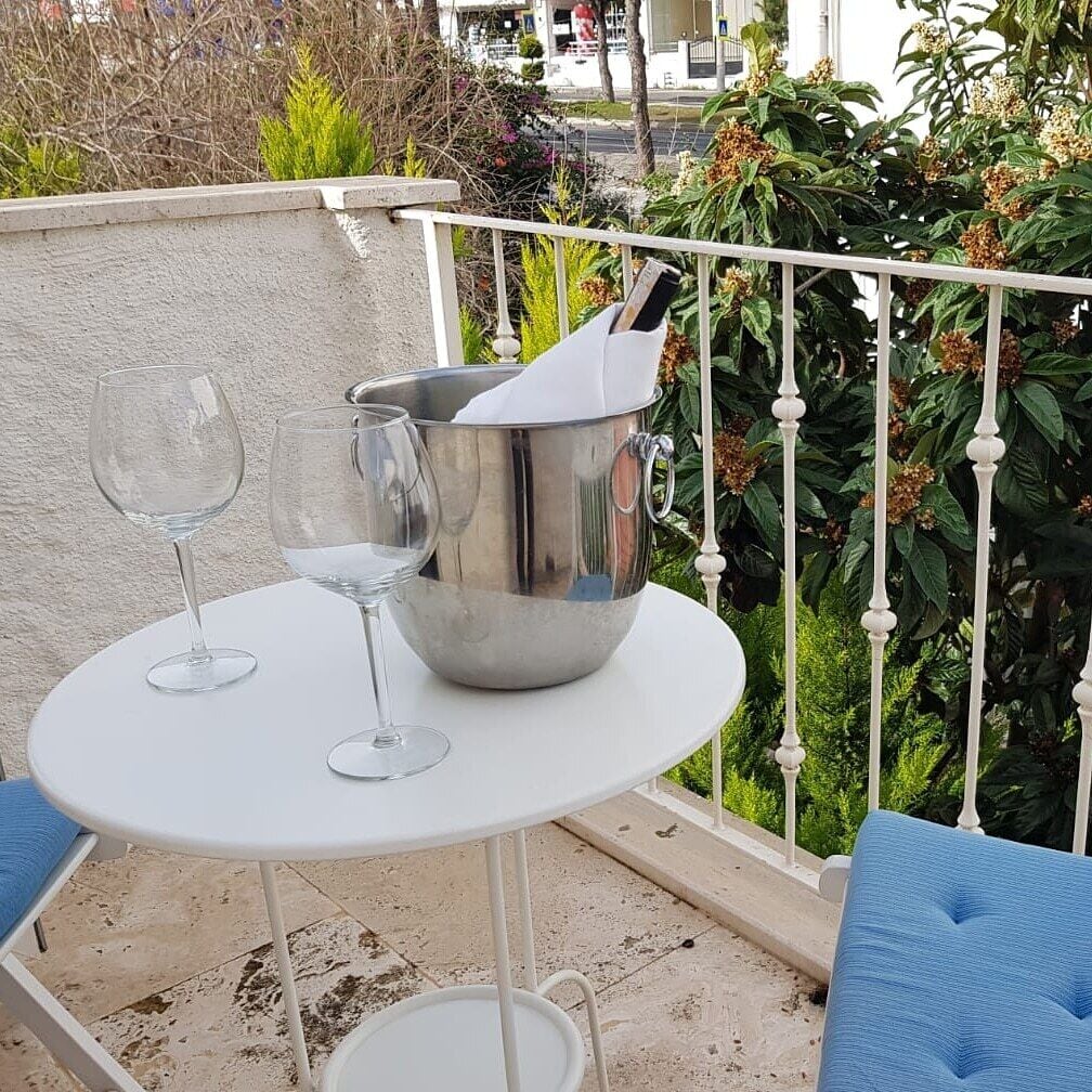 deluxe double room | balcony