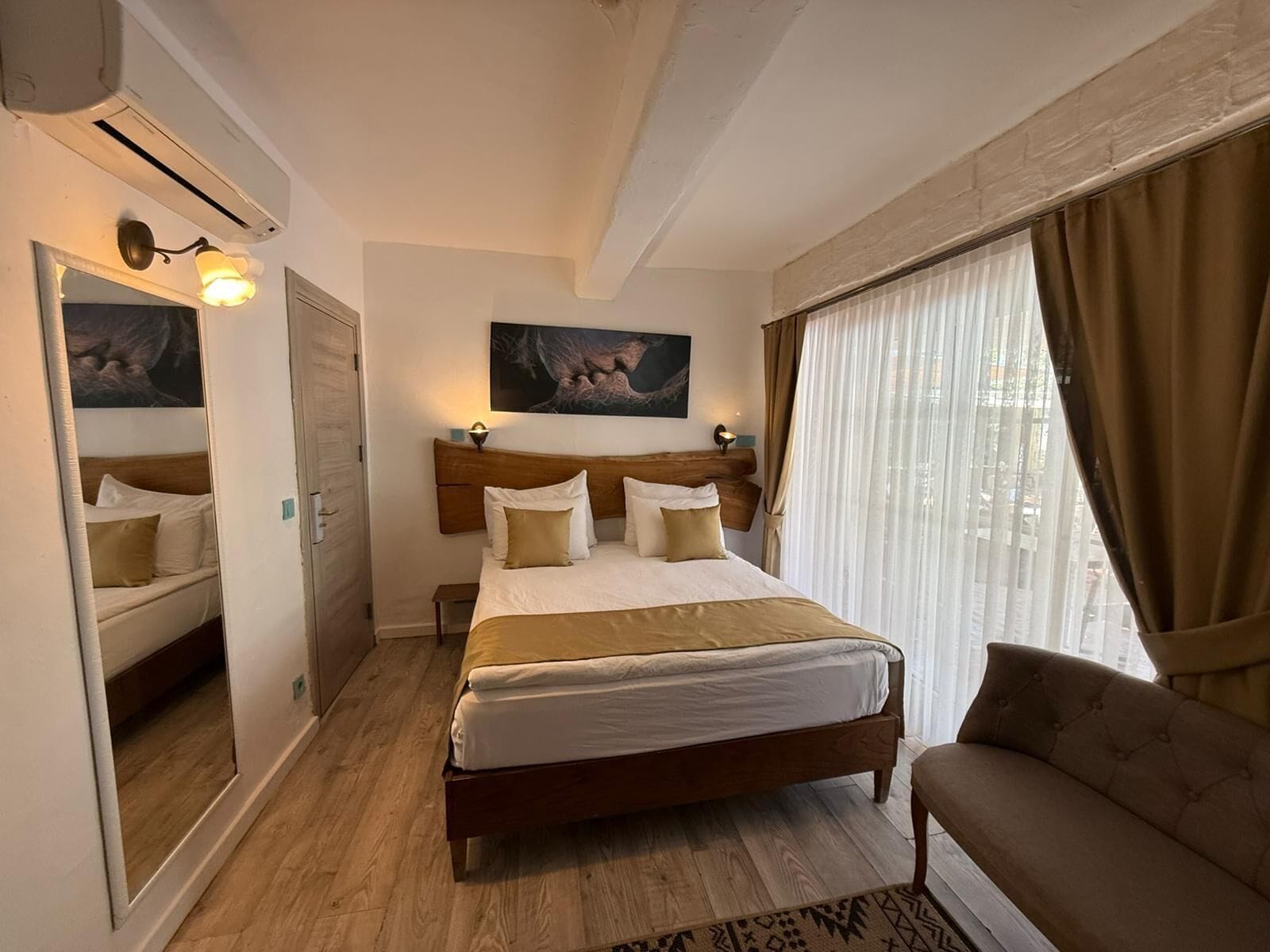 Deluxe Double Room | Room amenity