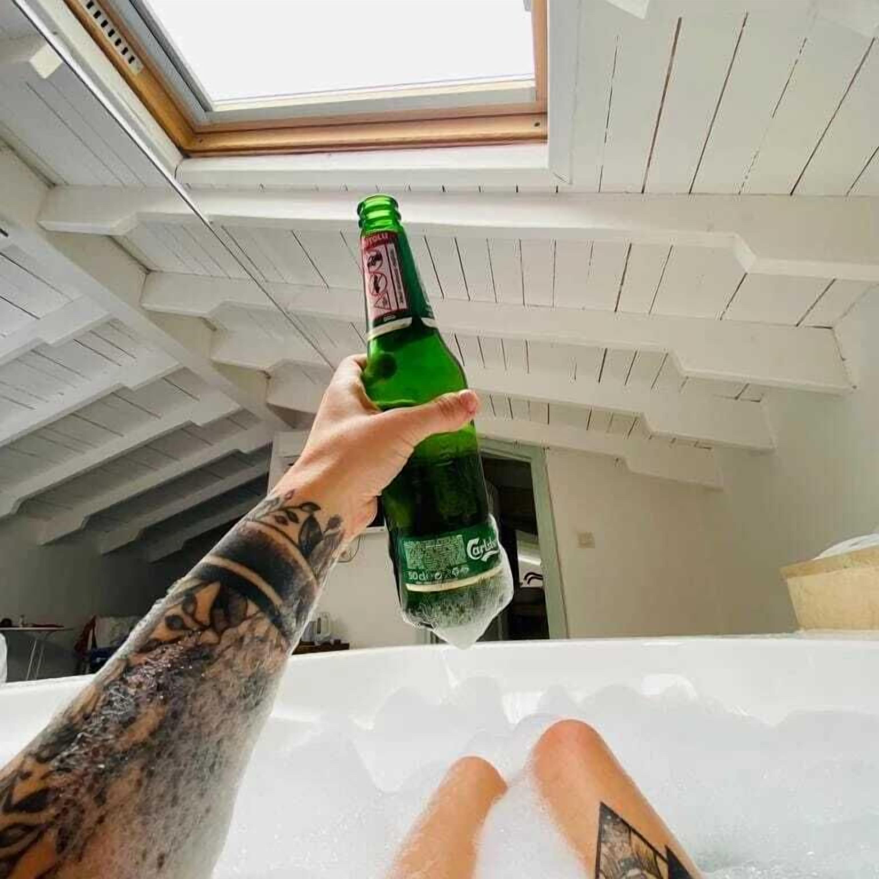 ラグジュアリー ダブルルーム | 高級寝具、ミニバー、デスク、遮光カーテン