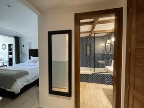 1 chambre, fer et planche à repasser, Wi-Fi gratuit, draps fournis