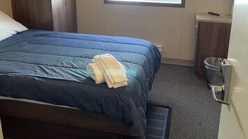 Hypo-allergenic bedding, desk, laptop workspace, free WiFi