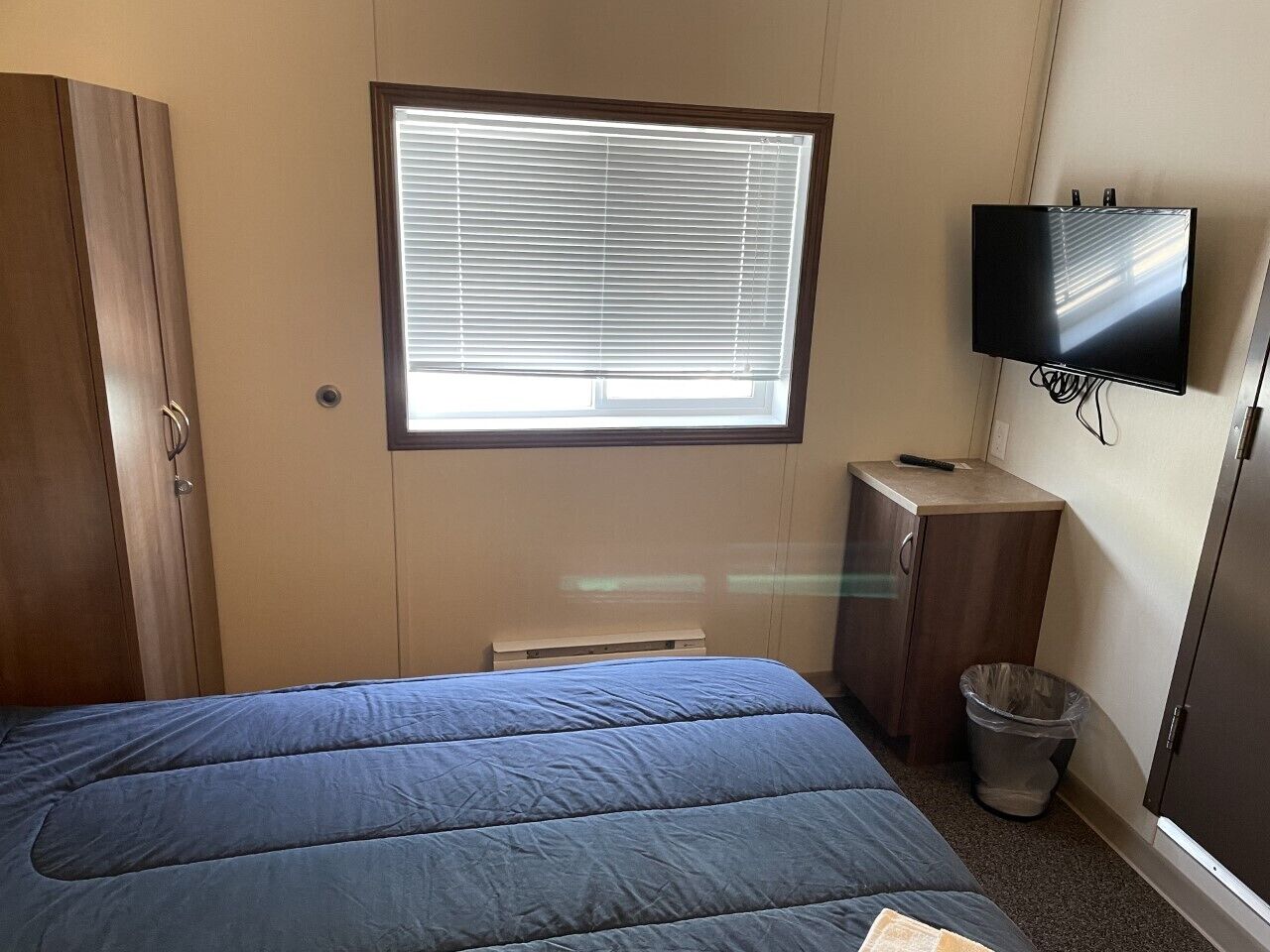 Hypo-allergenic bedding, desk, laptop workspace, free WiFi