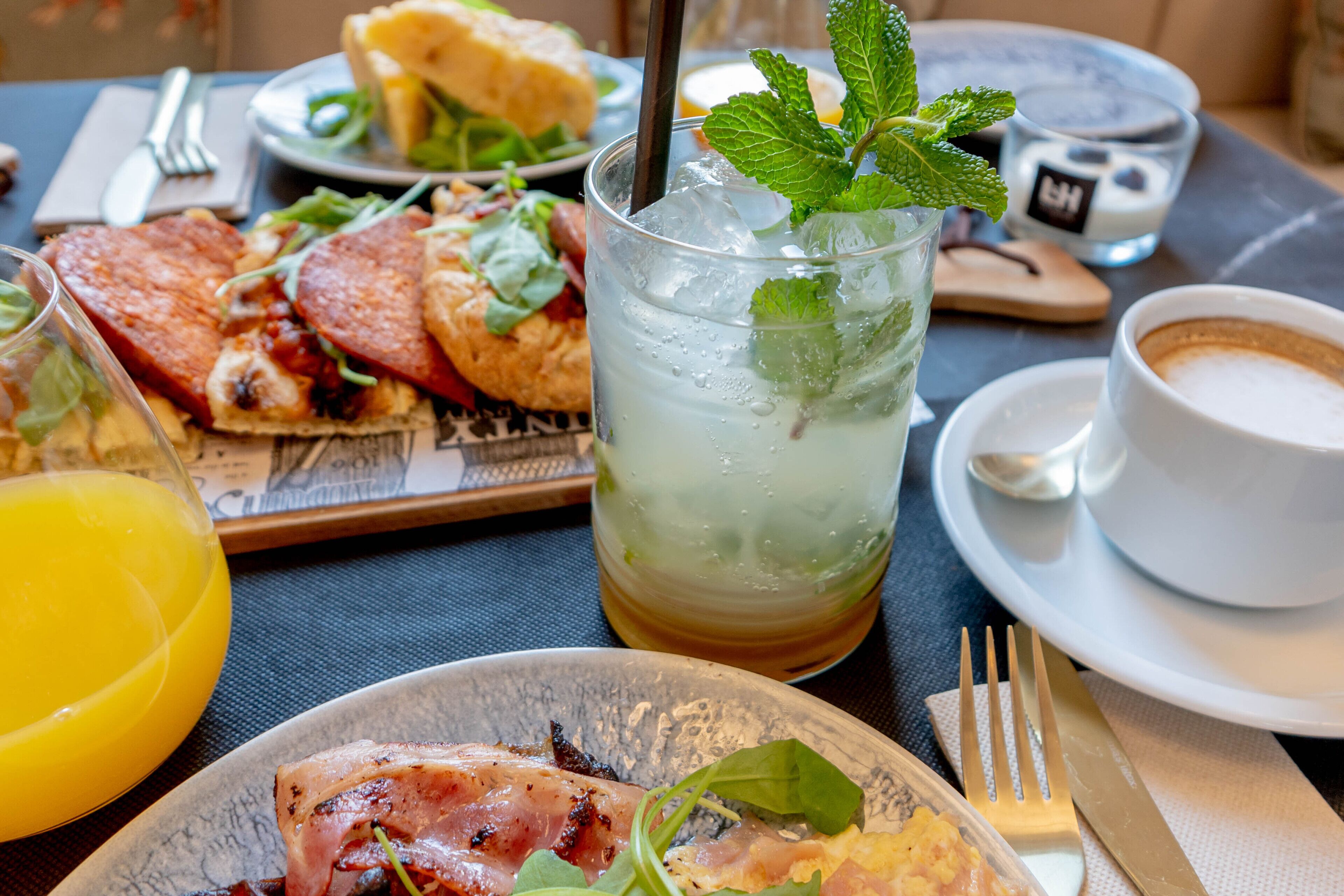 daily buffet breakfast (eur 17 per person)