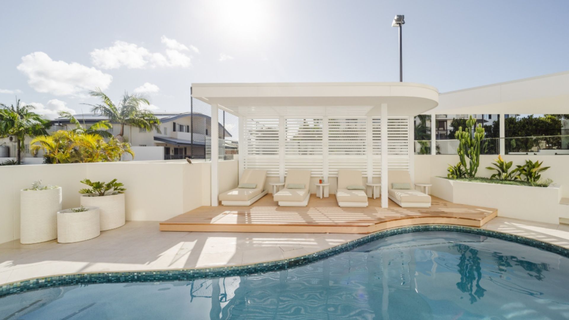 Et oppvarmet basseng