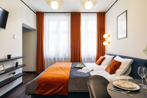 1 chambre, literie hypoallergénique, fer et planche à repasser