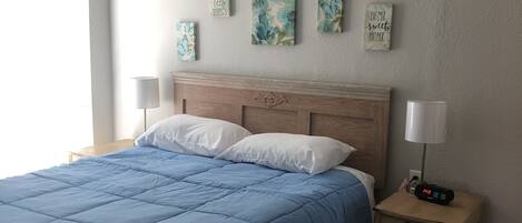 1 bedroom, desk, iron/ironing board, free WiFi