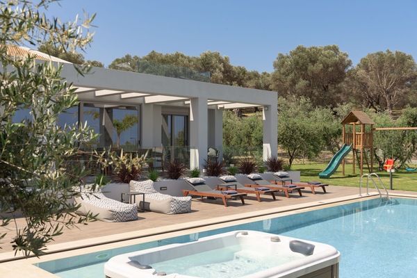 Pool elements