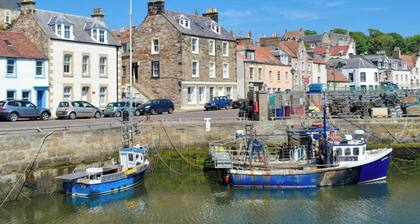 2 bedroom accommodation in Cluny, near Kirkcaldy