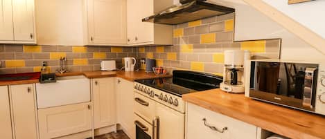 Cottage | Interior