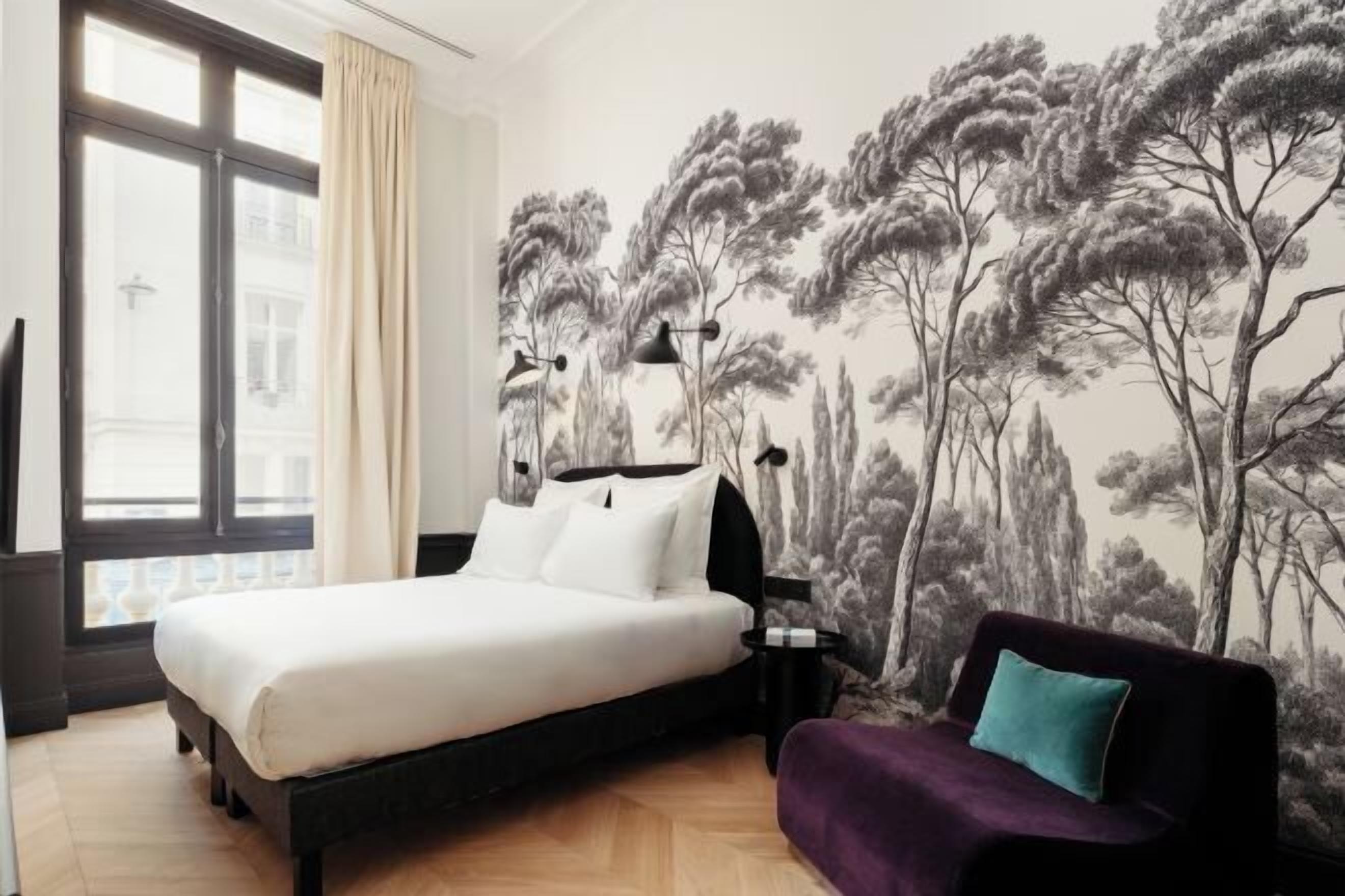 Egyptian cotton sheets, premium bedding, in-room safe, blackout curtains