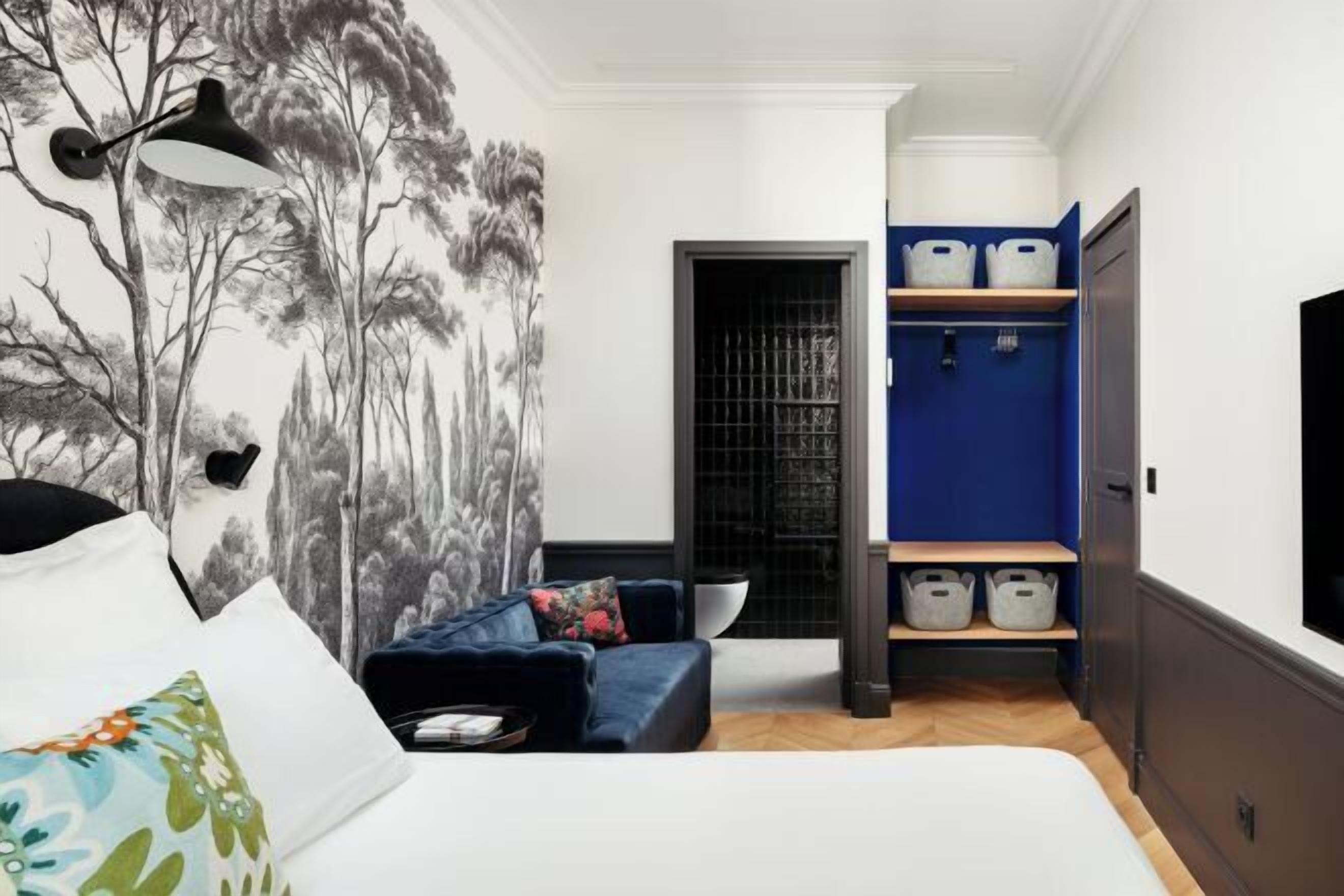 Egyptian cotton sheets, premium bedding, in-room safe, blackout drapes