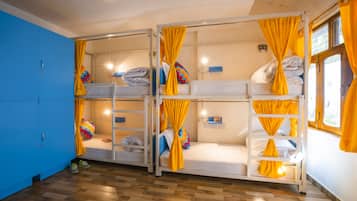 Deluxe Private AC Room with Mountain View and Ensuite Bathroom | Free WiFi, bed sheets