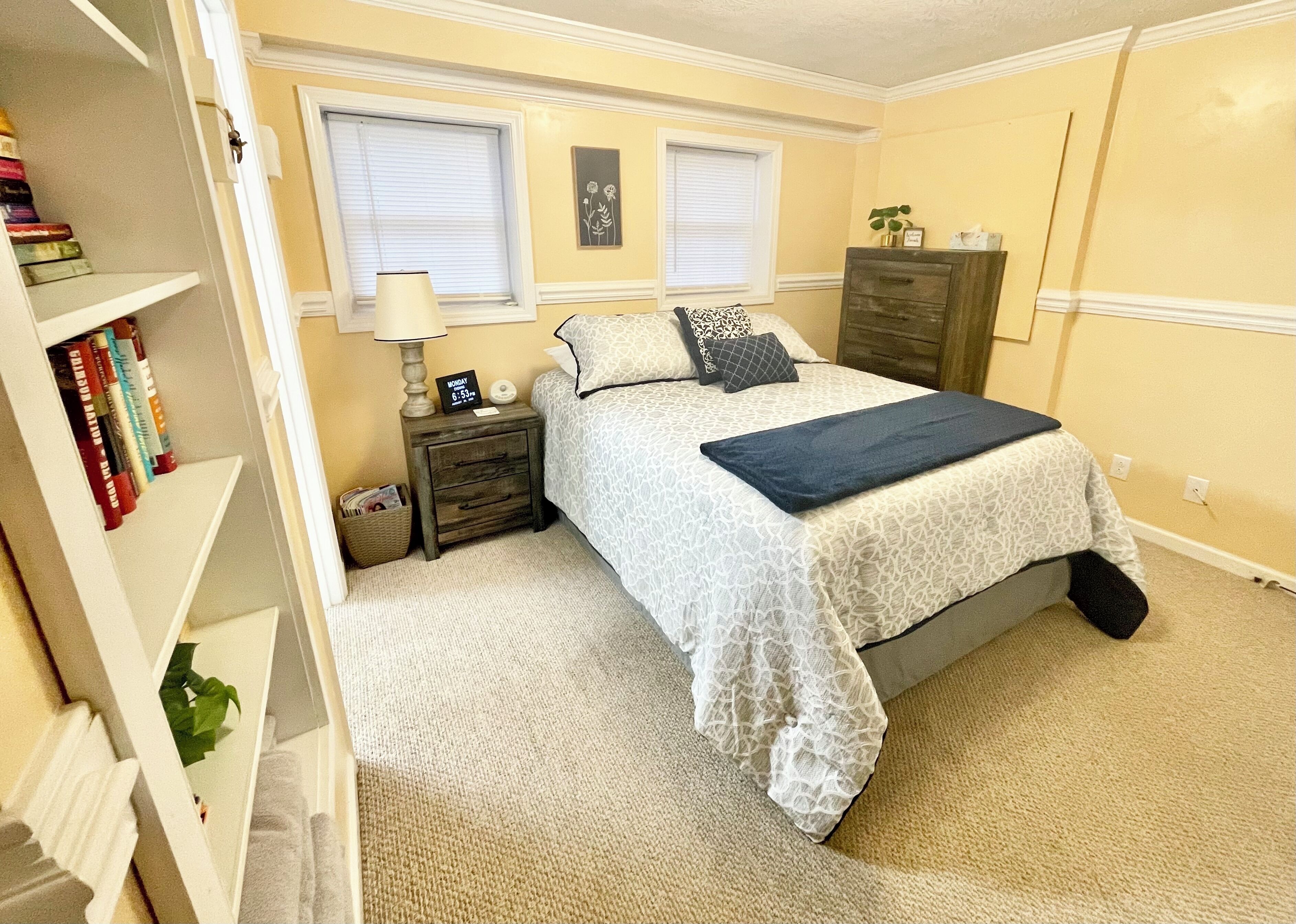 1 chambre, fer et planche à repasser, Wi-Fi gratuit, draps fournis