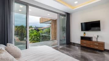 8 chambres, coffres-forts dans les chambres, fer et planche à repasser