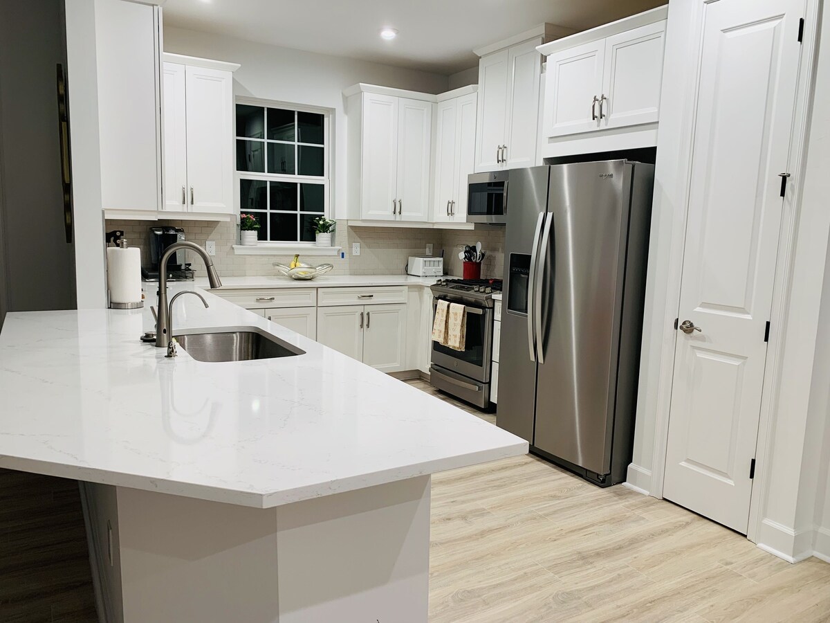 Photo 19 of BRAND NEW 2021 Villa - Esplanade at Hacienda Lakes