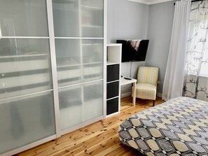 1 Schlafzimmer, Zimmersafe, Bügeleisen/Bügelbrett, kostenloses WLAN