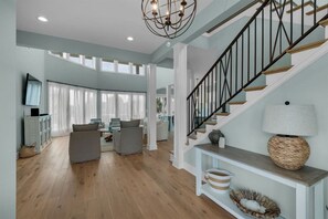 Unclassified image, 3 of 64, button