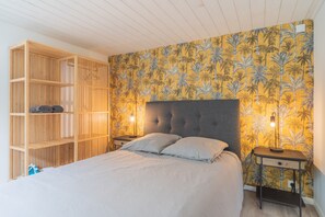 1 bedroom, iron/ironing board, free WiFi, bed sheets