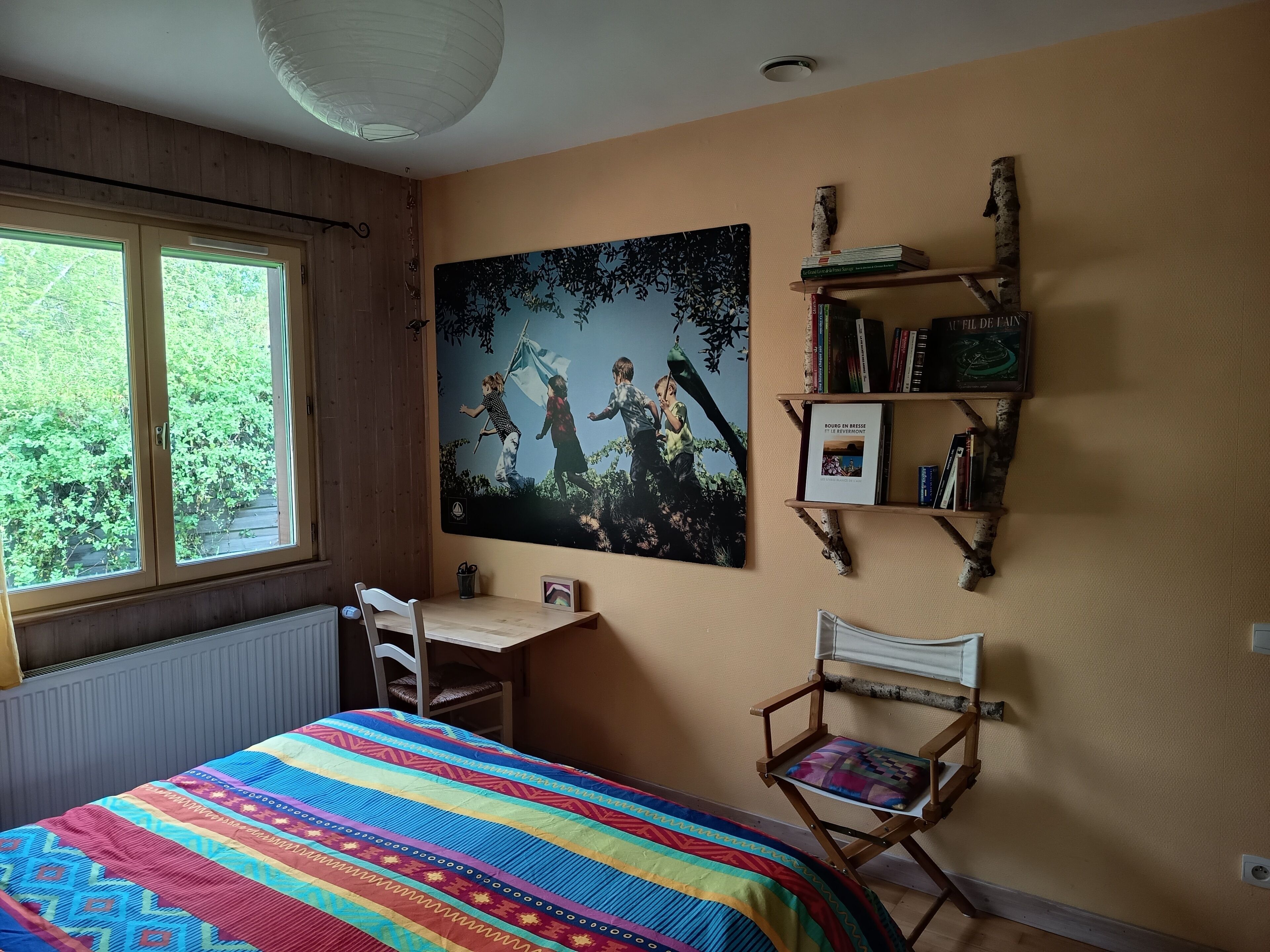 3 slaapkamers, een strijkplank/strijkijzer, reisbedje, gratis wifi