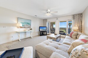 TV - Walk to FloraBama | Beachfront | 2 Pools & 2 Boat Docks w/Slips | My Beach Getaways (Pensacola)