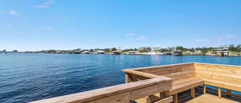 المنطقة المحيطة بالمنشأة