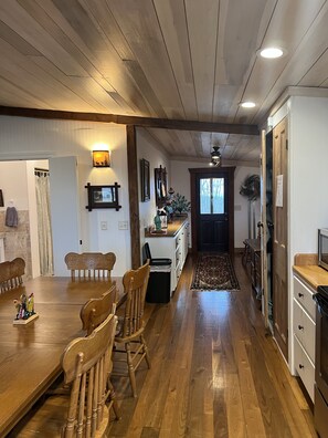 Dining - Historic Log Cabin on 200 acre farm, pasture and forest with panoramic views! (Lebanon)