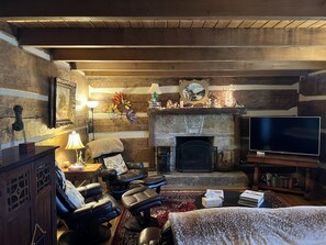 Interior - Historic Log Cabin on 200 acre farm, pasture and forest with panoramic views! (Lebanon)