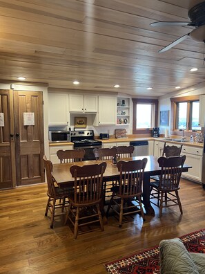 Dining - Historic Log Cabin on 200 acre farm, pasture and forest with panoramic views! (Lebanon)