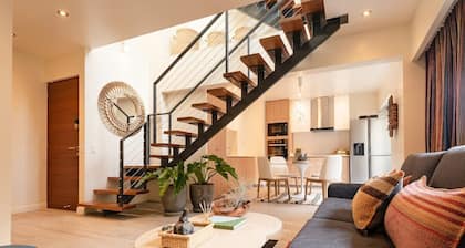 Nazca Penthouse · 3-levels, Luxury Rooftop Pool & Private BBQ Terrace