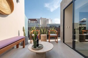 Terrace/patio - Nazca Penthouse · 3-levels, Luxury Rooftop Pool & Private BBQ Terrace (Miraflores)