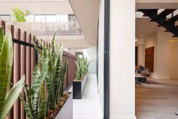 Interior - Nazca Penthouse · 3-levels, Luxury Rooftop Pool & Private BBQ Terrace (Miraflores)