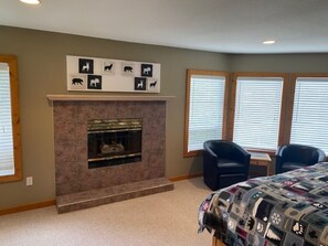 4 bedrooms, free WiFi, bed sheets