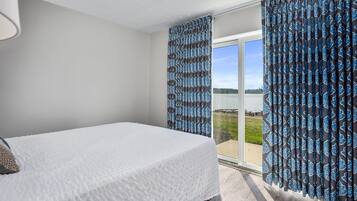 Room, Multiple Beds (TBSSBV)