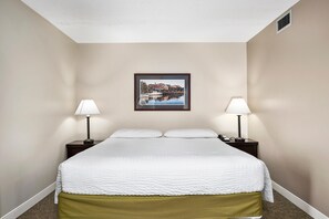 Room, 1 King Bed with Sofa bed (TBDSBV) | 1 bedroom, WiFi - Top Floor Deluxe Suite Bay View (North East)