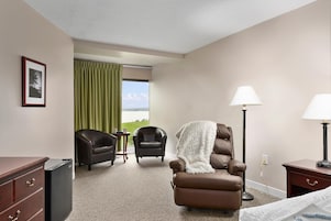 Room, 1 King Bed (CP) | 1 bedroom, WiFi