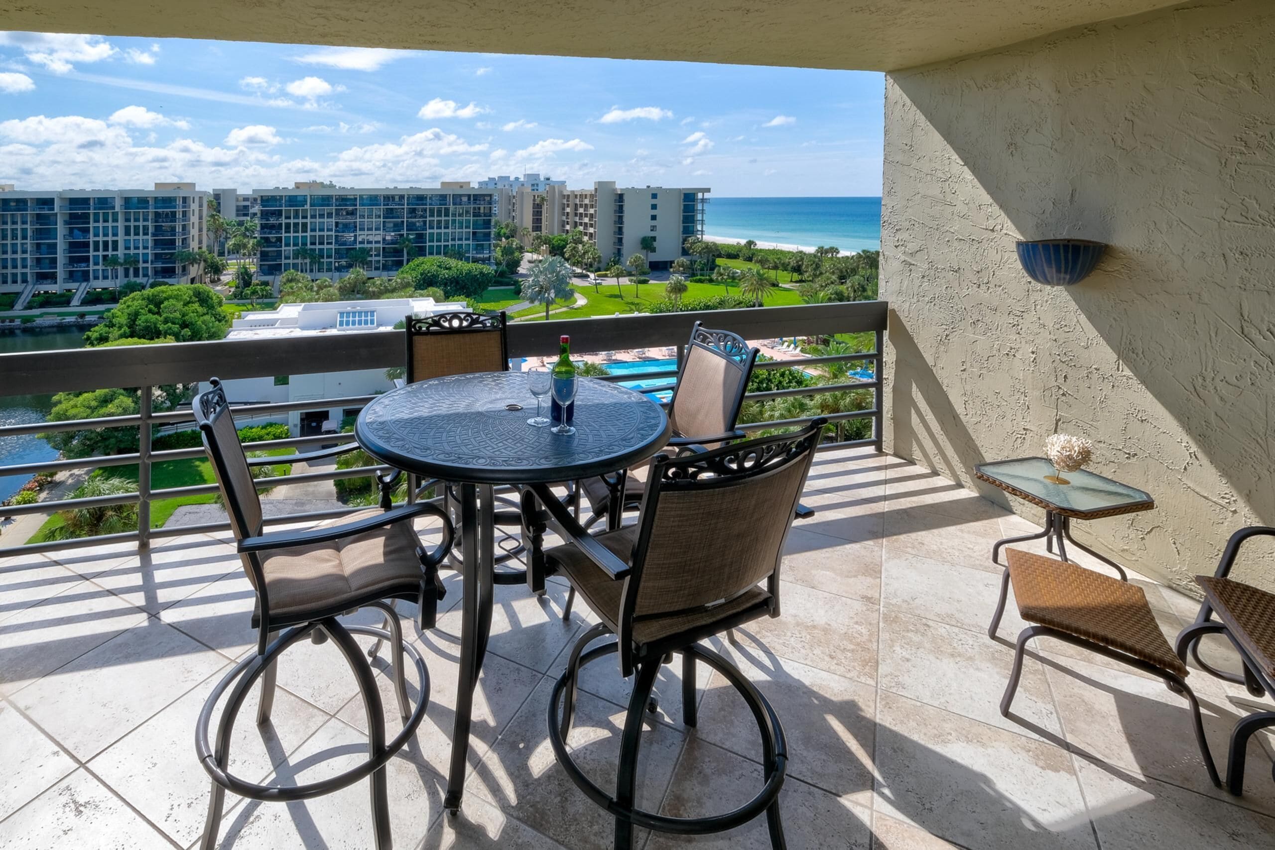 Penthouse level with Beach View 2 Bedroom Condo