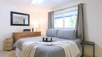2 Schlafzimmer, Bügeleisen/Bügelbrett, Reisekinderbett, kostenloses WLAN